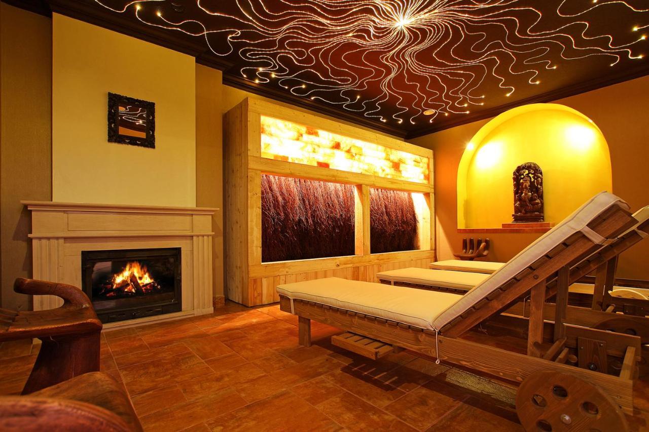 Hotel Senator Konferencje & Spa Starachowice Esterno foto