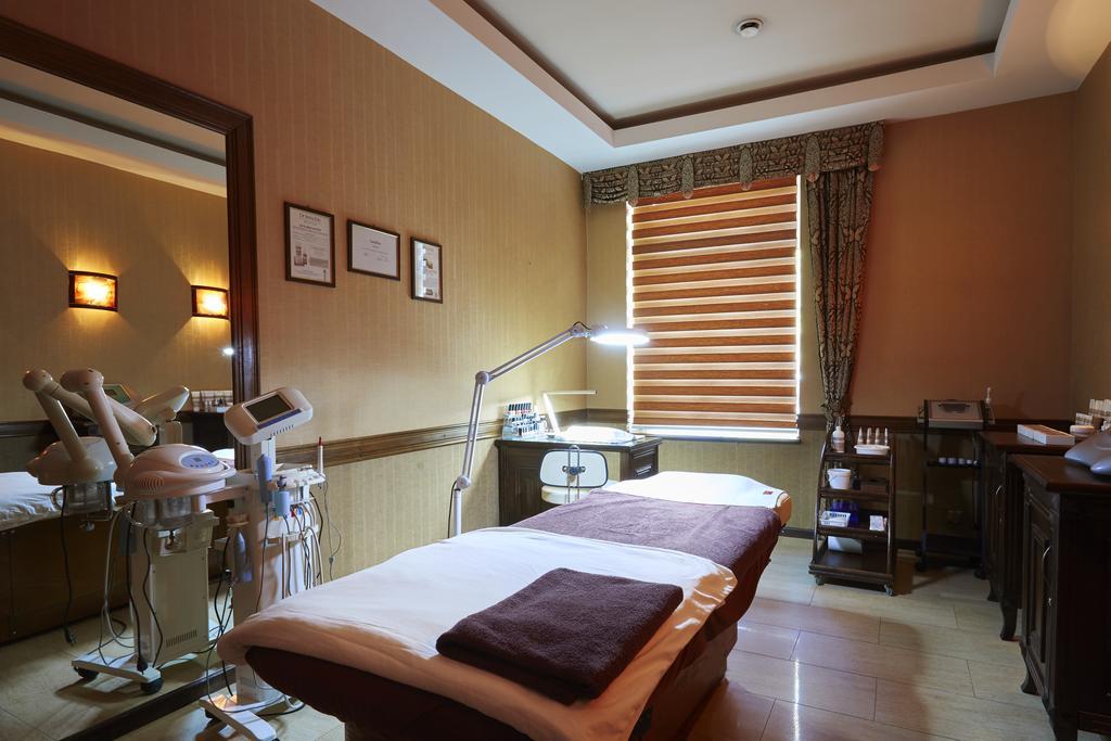Hotel Senator Konferencje & Spa Starachowice Esterno foto